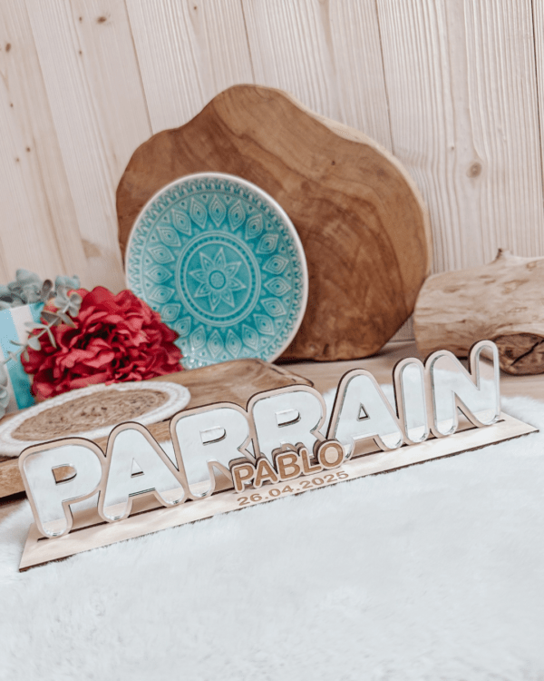 Parrain ou Marraine socle + prénom enfant